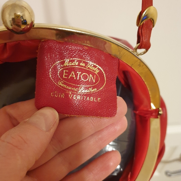 EATON’S Vintage Red Leather Purse Made in Italy - Picture 2 of 6